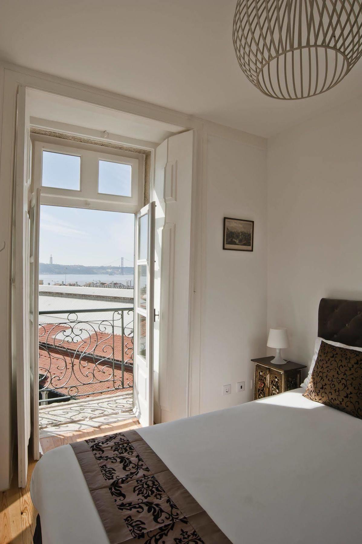 Ribeira Tejo By Shiadu Guesthouse リスボン エクステリア 写真